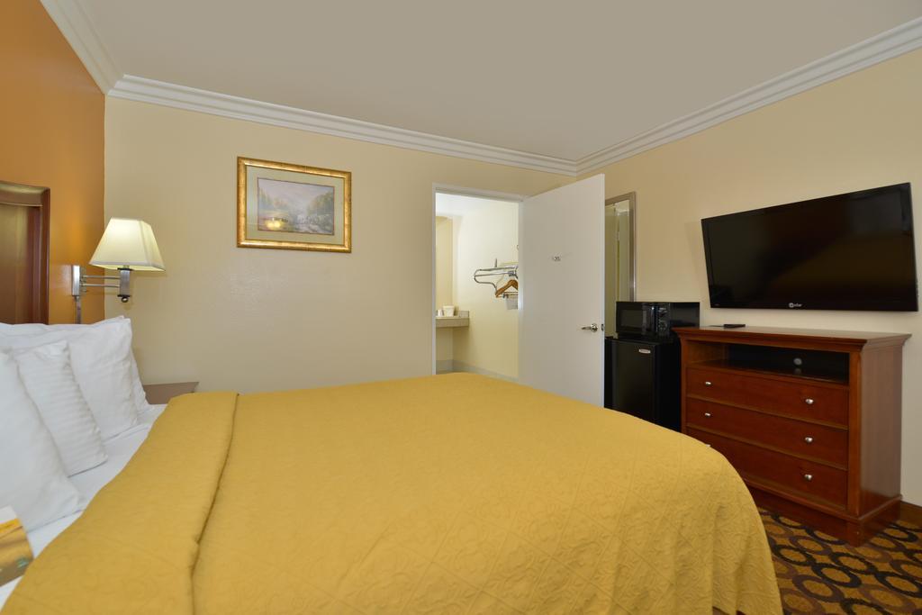 Locanda Quality Elsinore I-15 Lake Elsinore